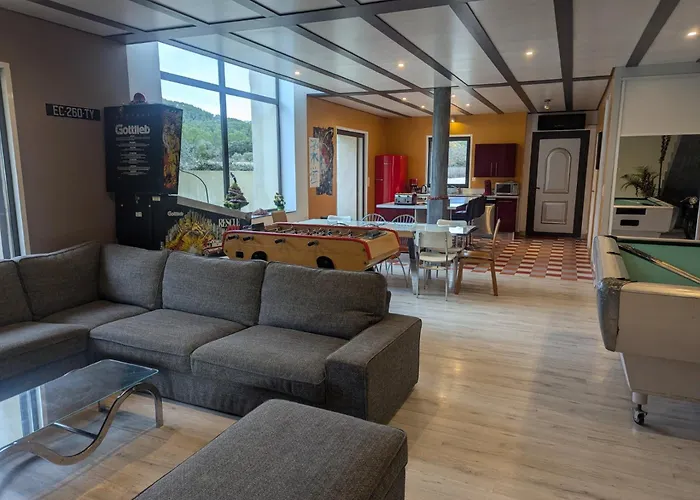 Maison En Pierres Ferienhaus *